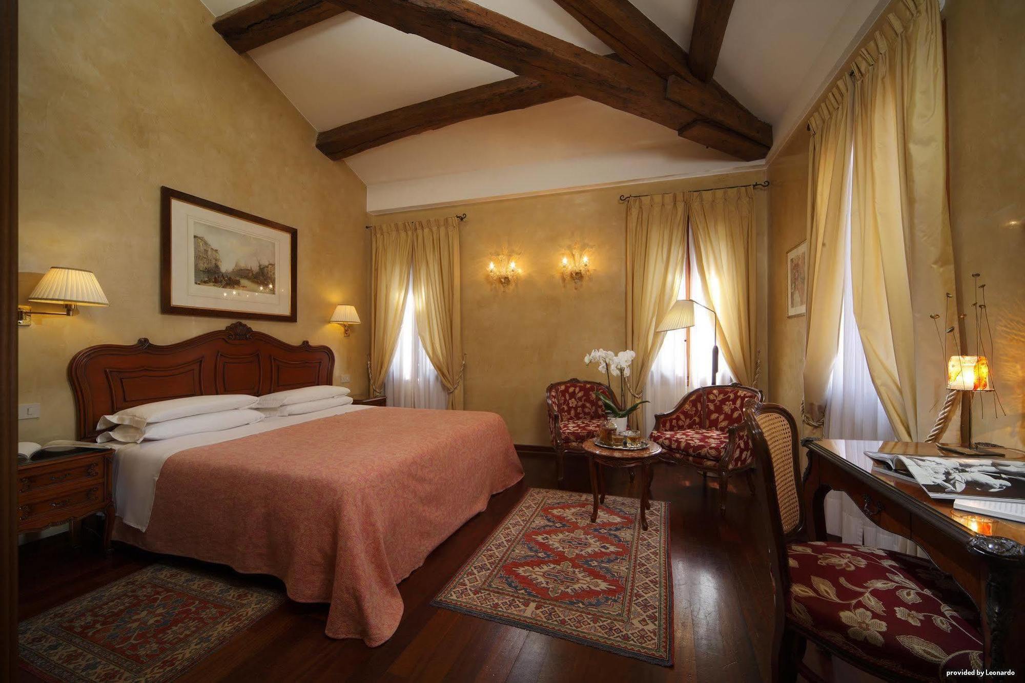 Hotel Bisanzio Venice Room photo